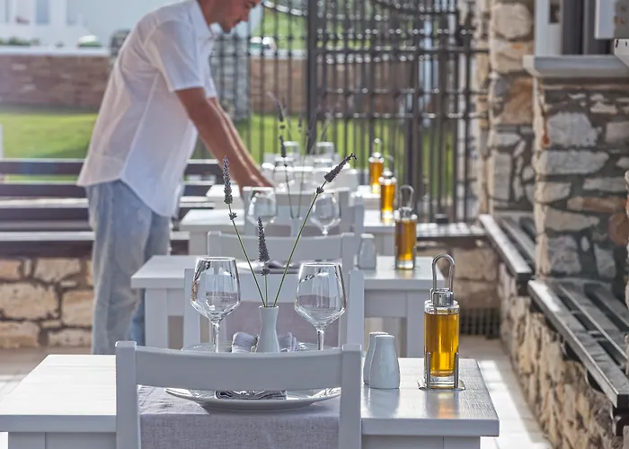 Contaratos Szálloda 4*