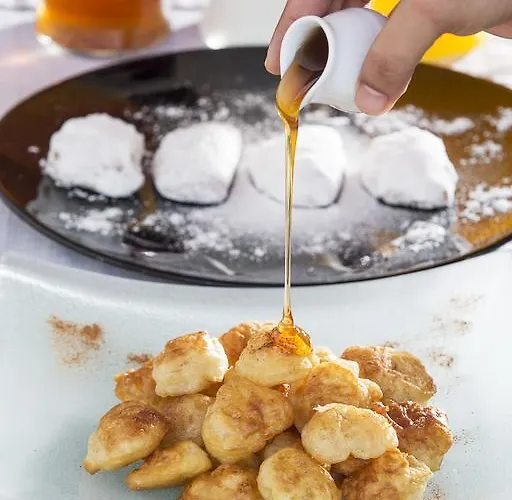 Szálloda Contaratos 4*