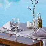 Hotel Contaratos