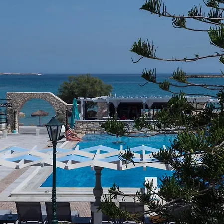 Contaratos Νάουσα