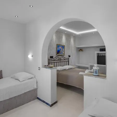 Ξενοδοχείο Contaratos 4*