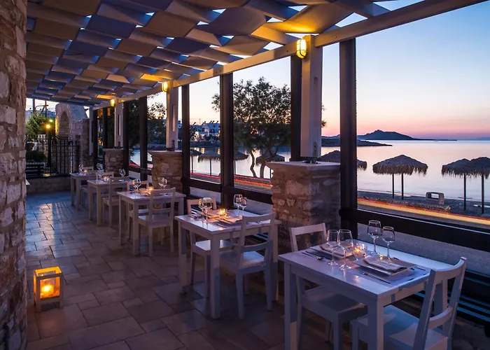 Contaratos Hotel Naousa