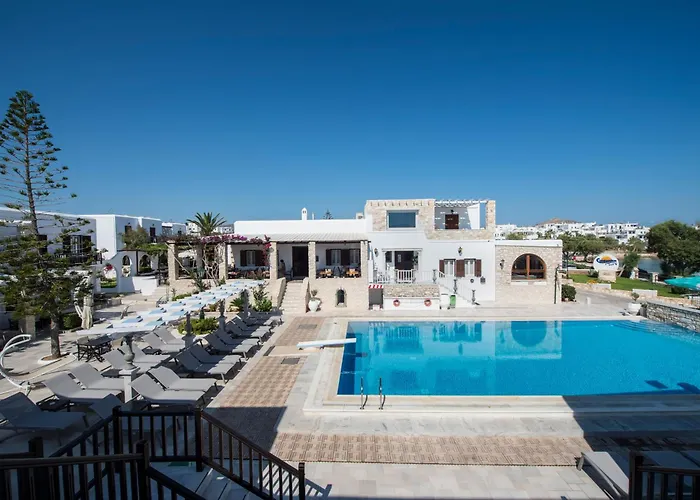 Contaratos Hotel Naousa