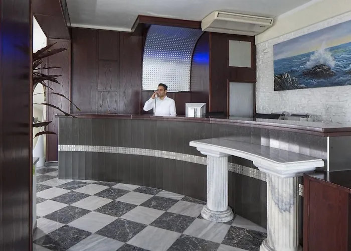 Hotel Contaratos Naousa