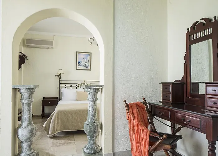 Hotel Contaratos Naoussa